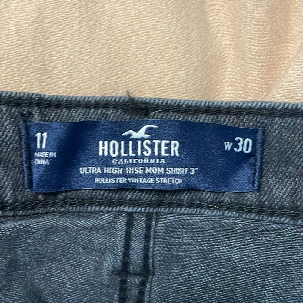 NWT Hollister Ultra High Rise Mom Short 3” Size 11‎ - Picture 7 of 10